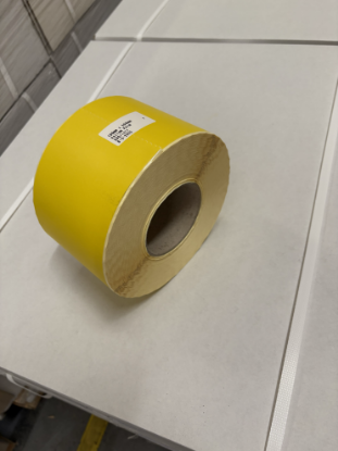 Picture of YELLOW 100MM X 300MM PERM LABEL 500_ROLL 76MM CORE